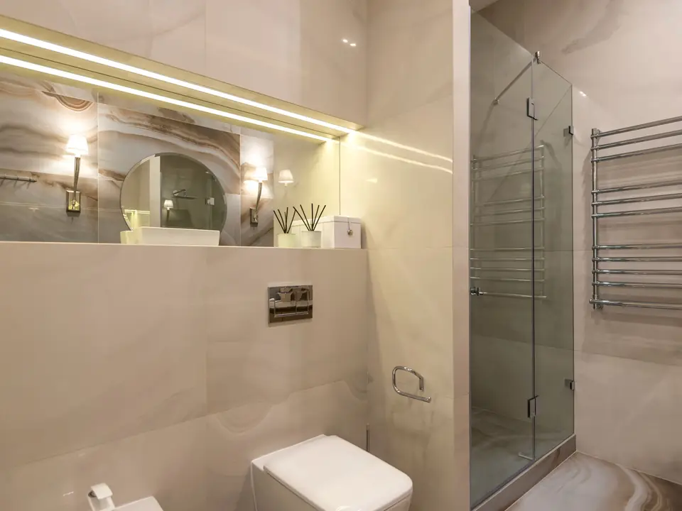 Terrace house upstairs bathroom